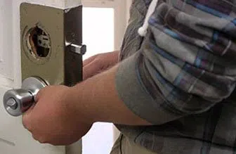 Universal Locksmith Store San Bruno, CA 650-946-3221 Universal Locksmith Store San Bruno, CA 650-946-3221 - 12-locks-replace